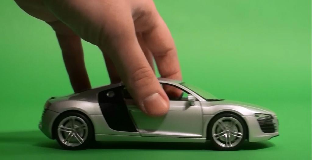 Audi R8