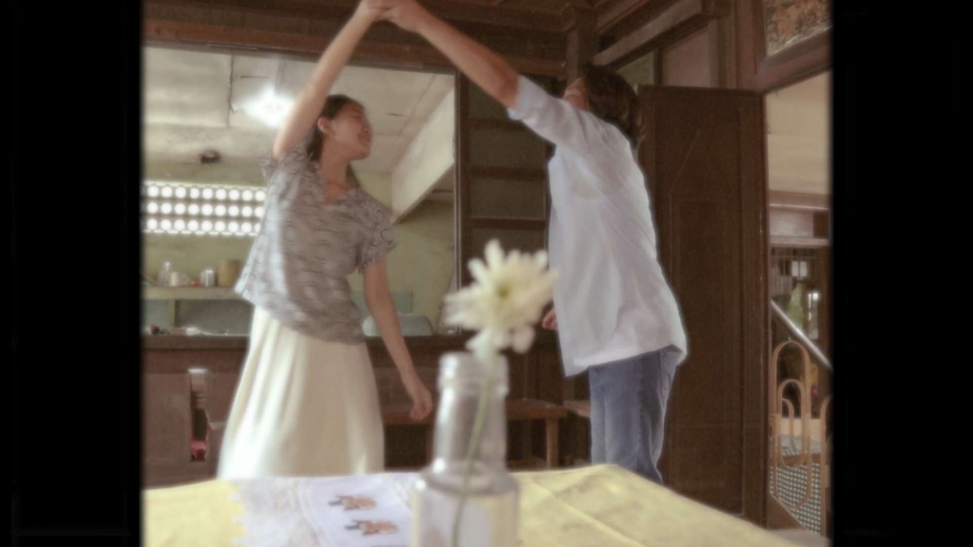 Mga Boses sa Pader 