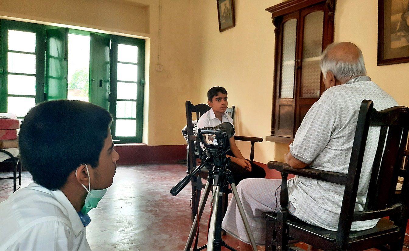 ADHUNIK BHAROTER SUSHRUTA - PANDIT MADHUSUDAN GUPTA